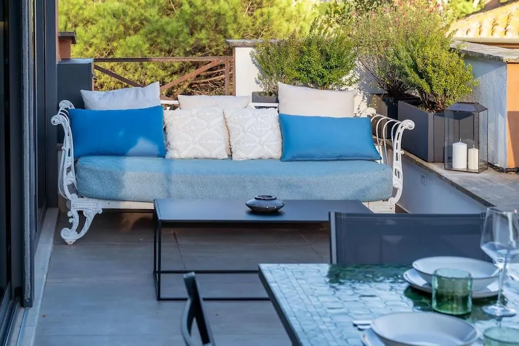 Della Vittoria Penthouse Apartment Rome