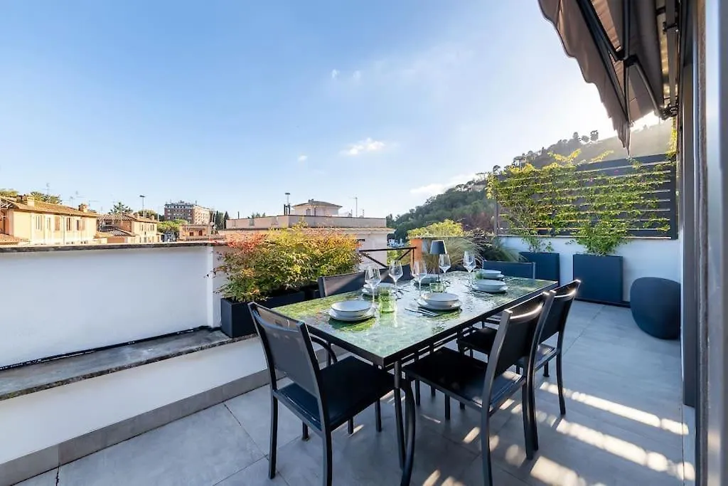 Della Vittoria Penthouse Apartment Rome Italy
